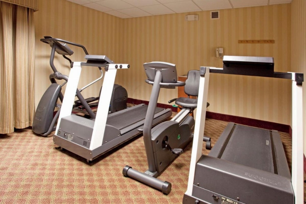 Lexington Inn and Suites Image 6